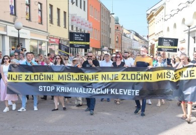 Crna subota za novinare i građane: PAZI ŠTA PRIČAŠ I PIŠEŠ