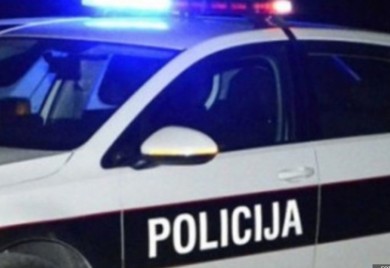 Maloljetnik napao policijsku stanicu u Bosanskoj Krupi: Ubio policajaca, drugog teško povrijedio