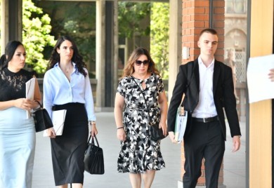 ZAPUŠTANJE I ZLOSTAVLJANJE MALOLJETNOG DJETETA Proširena optužnica protiv Vladimira i Miljane Kecmanović, roditelja DJEČAKA UBICE