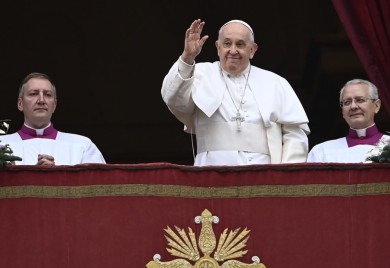 Papa Franja u božićnoj poruci o djeci koja ginu u ratovima: Današnji mali Isusi