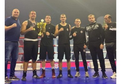 Prvenstvo Srbije: Zlatna medalja i najbolji bokser