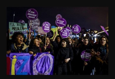 Razbijen protest protiv nasilja nad ženama u Istanbulu