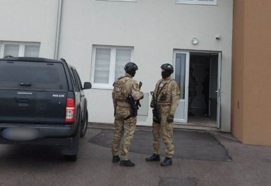 Novac od šverca drogom trošili na nekretnine i skupa vozila: Evo ko je uhapšen u akciji MUP-a