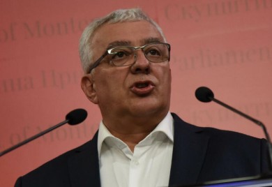 Mandić: Izbor nove vlade će se nastaviti bez obzira na Đukanovića