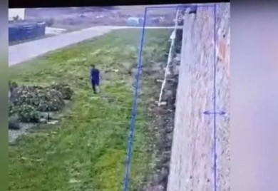 Snimak kruži internetom: Italijanski šef mafije pobjegao iz zatvora, spustio se uz pomoć užeta od plahti