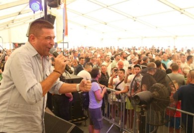 "Sve što je otac zaradio u Njemačkoj dao je na moje liječenje" Potresni detalji iz života Baje Malog Knindže o kojima je ćutao