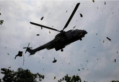 Pet osoba poginulo u padu helikoptera