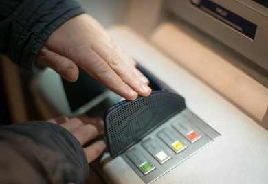 Do aprila na bankomatima u Hrvatskoj samo novčanice od 10 i 20 evra