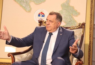 Dodik: Održati svesrpski sabor i poručiti da Srbi žele jedinstvenu državu