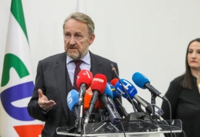 Džaba psovke i pljuvanje: SDA izbačena iz vlasti i u Federaciji BiH