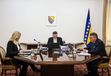 Bećirović i Komšić protiv proglašenja Muslimanske braće i IRG terorističkim