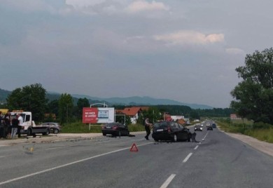 Teška saobraćajna nesreća kod Kalesije: Ima povrijeđenih