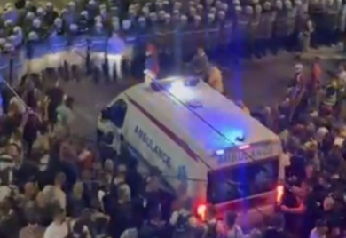 Šef policije tvrdi da demonstranti nisu propustili Hitnu pomoć: Snimak pokazuje drugačije
