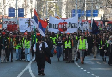 Studenti iz Beograda krenuli pješke za Novi Sad