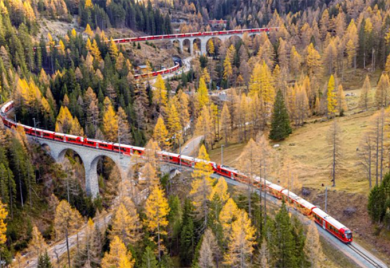 Najduži putnički voz na svijetu prošao kroz švajcarske Alpe