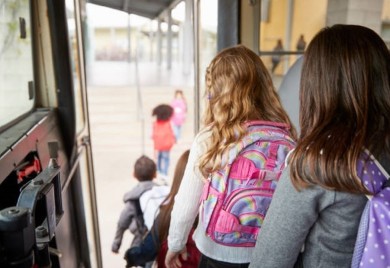 Legendarni fudbaler Hajduka spasio pun autobus djece
