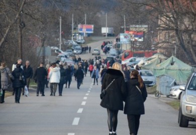 Nastavlja se uklanjanje barikada Srba sa sjevera KiM