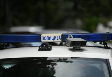 UZNEMIRUJUĆI SNIMAK Ovako je počela tuča u Novom Pazaru: Maloljetnik (17) ubijen, njegov vršnjak uhapšen