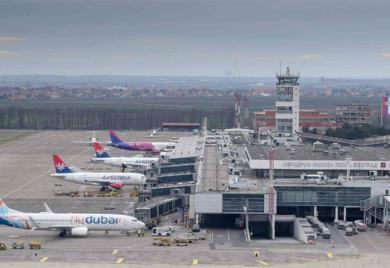 U Beogradu zatvoren aerodrom