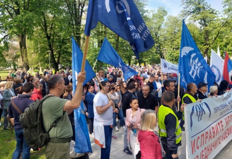 Mišić na protestima poručila: Postoje dvije opcije – da se dogovorimo ili smo spremni da otmemo