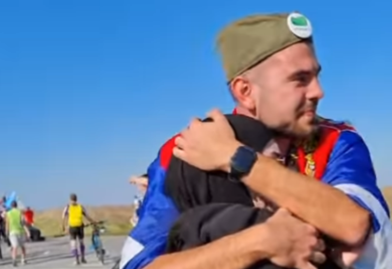 Ovo je najljepše lice Srbije: Emotivan susret studenata Nadije i Save tokom marša ka Novom Sadu