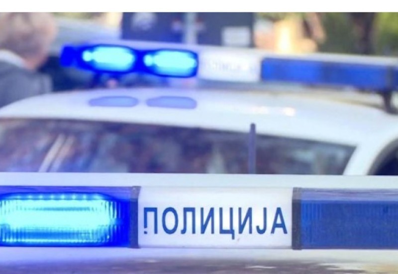 Nakon svađe nasilnik pretukao majku, bivšu suprugu i policajca