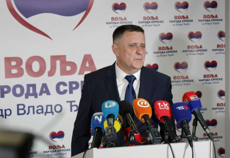 "TO NIJE UTOPIJA" Đajić planira da svi lijekovi budu BESPLATNI za penzionere