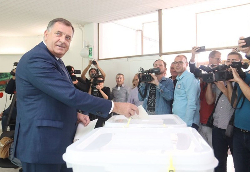 Milorad Dodik glasao u Laktašima