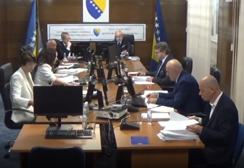 CIK: U BiH do 15 časova glasalo 35 odsto birača