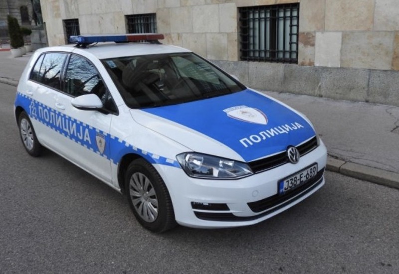 GRADIŠKA: Lopov ukrao telefon i nakit