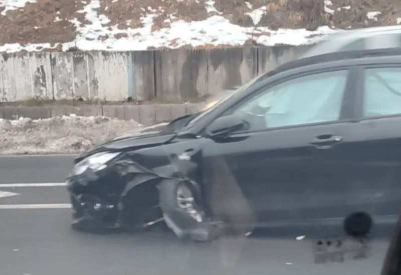 Nezgoda kod naplatnih kućica: Vozilu odvaljen točak