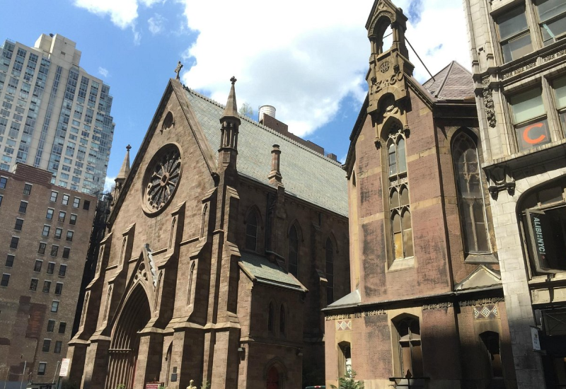 Prva liturgija poslije sedam godina u Hramu Svetog Save u Njujorku