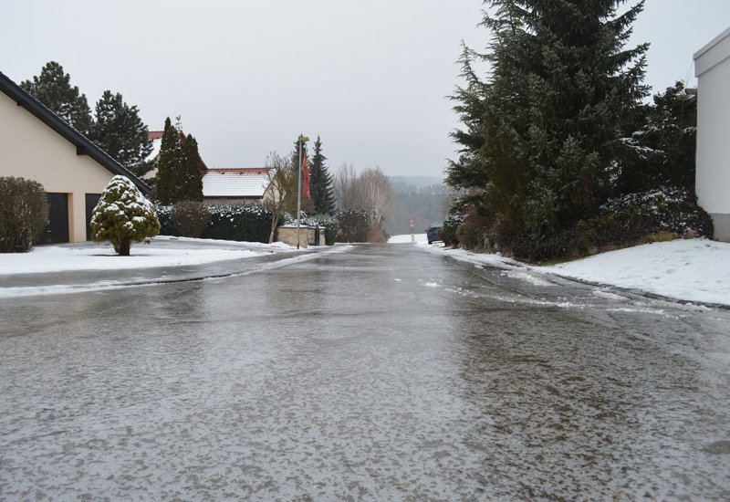 Večeras oprez zbog poledice