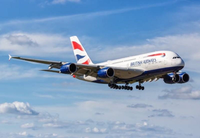Putnici izbodeni u avionu