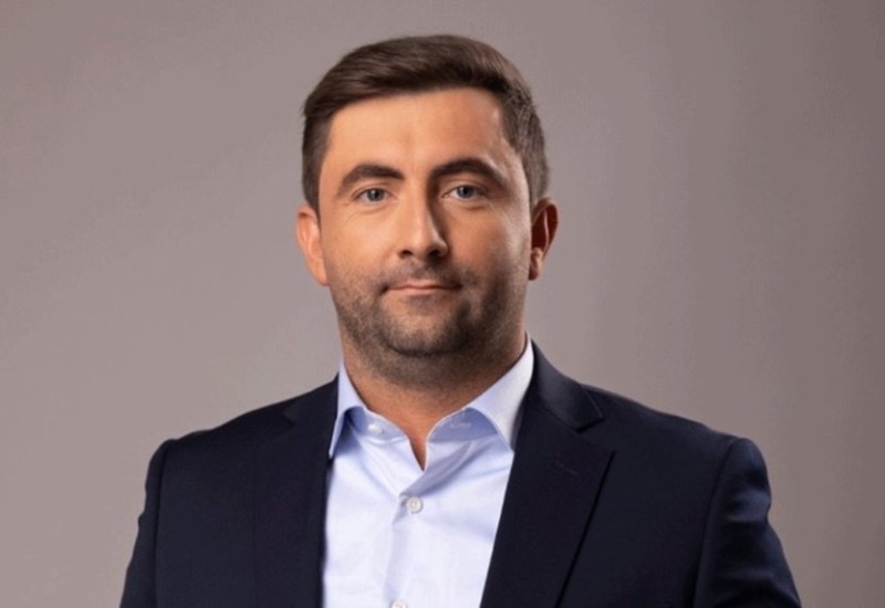 Ljubiša Petrović poručio Zori Vidović: Uzmite novac od Milorada Dodika