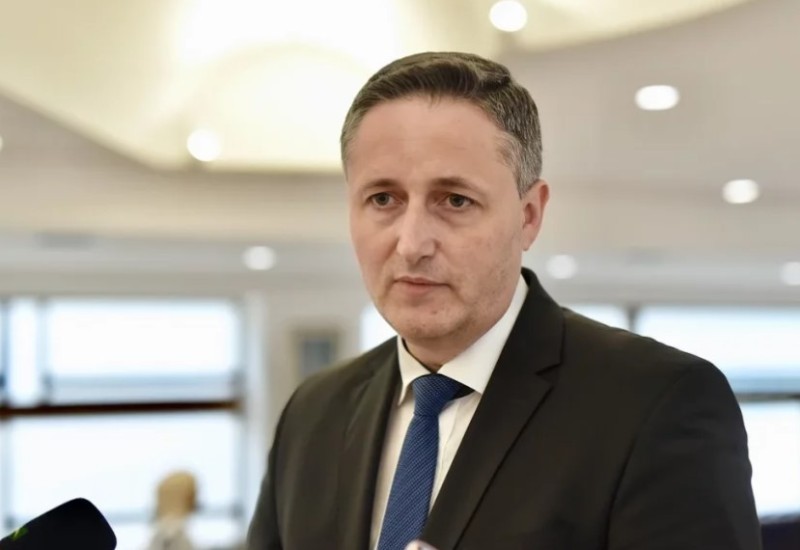 Bećirović: Imovina pripada BiH, laži neće proći, patriotska većina se ne boji prijetnji