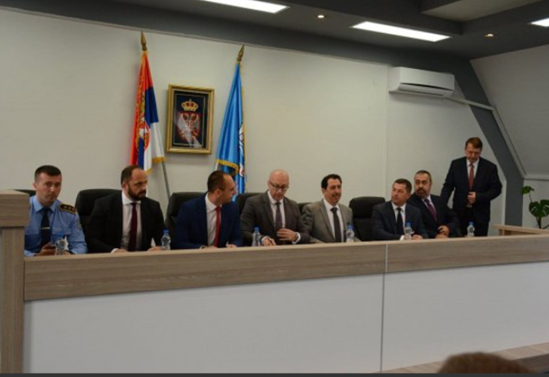 Potvrđivanje odluka predstavnika Srba o napuštanju institucija