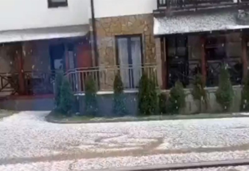Јako nevrijeme na zapadu Srbije, grad i poplava na Zlatiboru (VIDEO)
