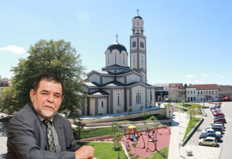 SIMIĆ: Derventa - mali grad sa 33 strane kompanije