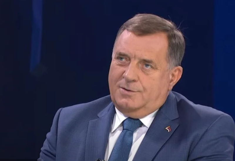 Dodik uputio čestitke povodom 47 godina upješnog rada Univerziteta