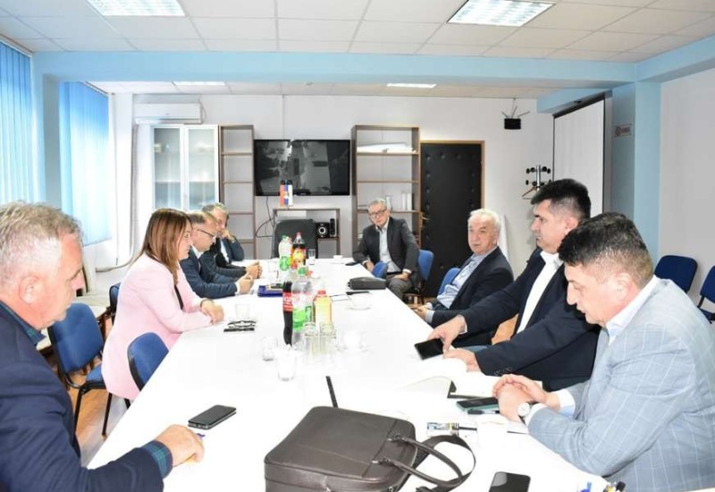 Šta se dešavalo iza kulisa sjednice Predsjedništva SDS-a
