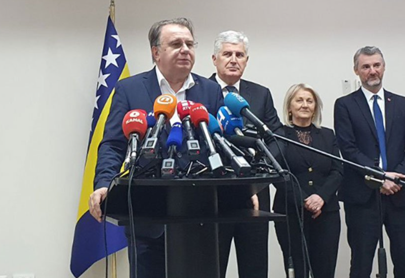 Nikšić blokirao fiskalni okvir: Krišto upozorava - budžet, plate i opšti izbori u BiH su ugroženi