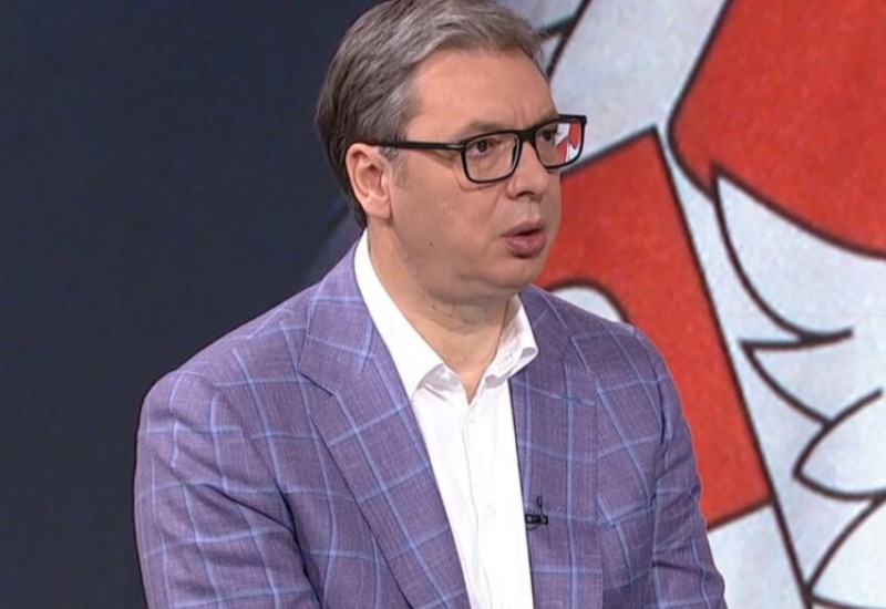 Vučić najavio: Prosječna plata će biti 1.400 evra