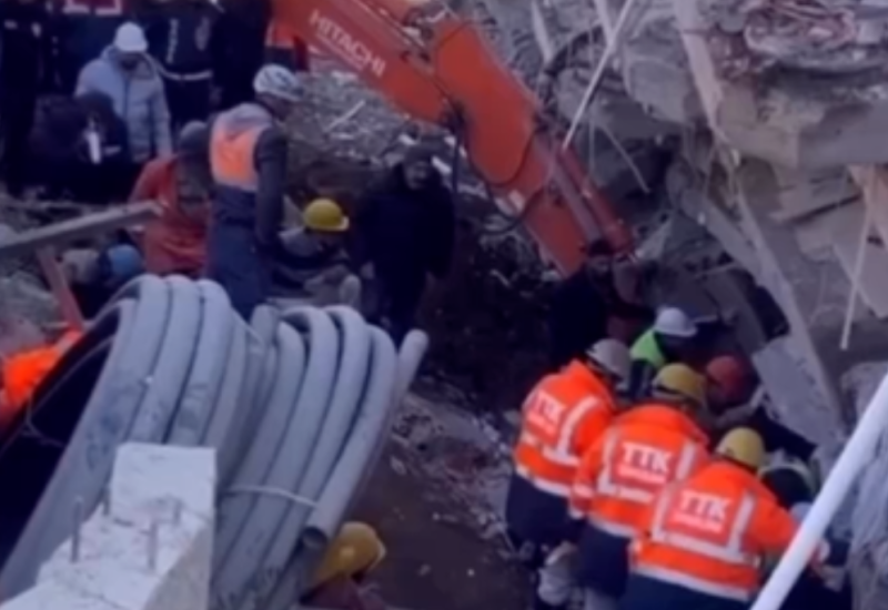 Kako spasioci tragaju za preživjelima pod ruševinama (VIDEO)