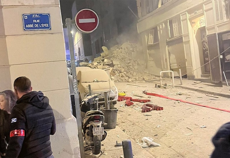 Srušila se zgrada u Marseju, ima žrtava (VIDEO)
