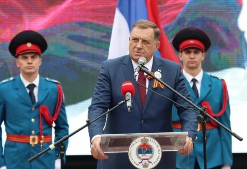 “Predstoji nam borba da se oslobodimo od BiH” Dodik na obilježavanju Dana pobjede nad fašizmom u Banjaluci