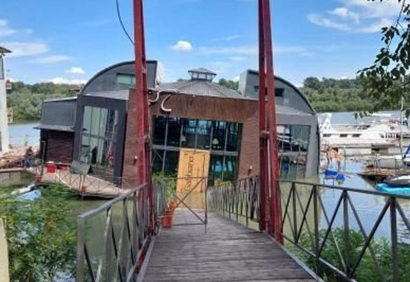 Tone beogradski splav (FOTO)