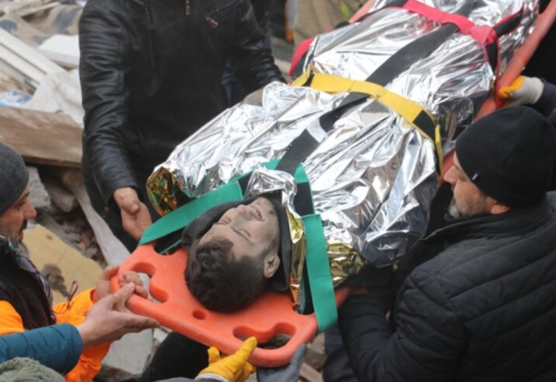 Ispod ruševina proveo 108 sati: Spasavanje muškaraca trajalo pet časova, ostalih sedam članova porodice nađeno mrtvo (FOTO)