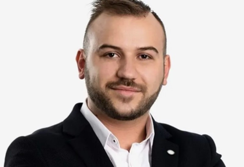 Ždero napustio DЕMOS