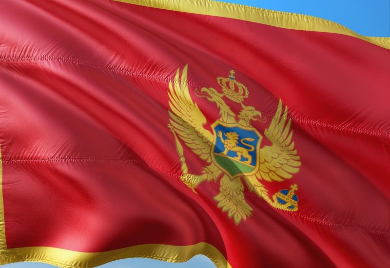 CRNA GORA: Mještani Morinja blokirali put konvoju vojske